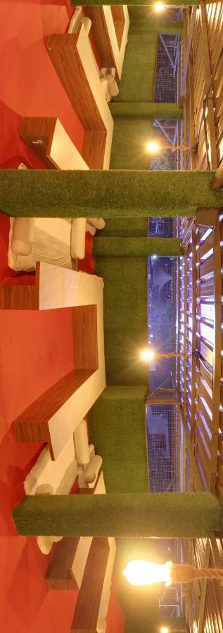 Hotel Rain Sky Inn Lonavala Eksteriør billede