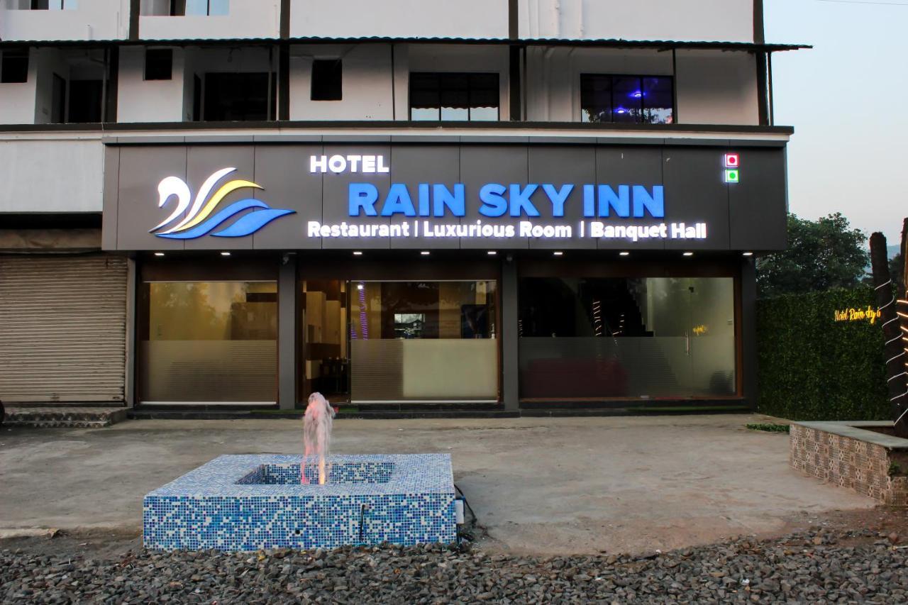Hotel Rain Sky Inn Lonavala Eksteriør billede